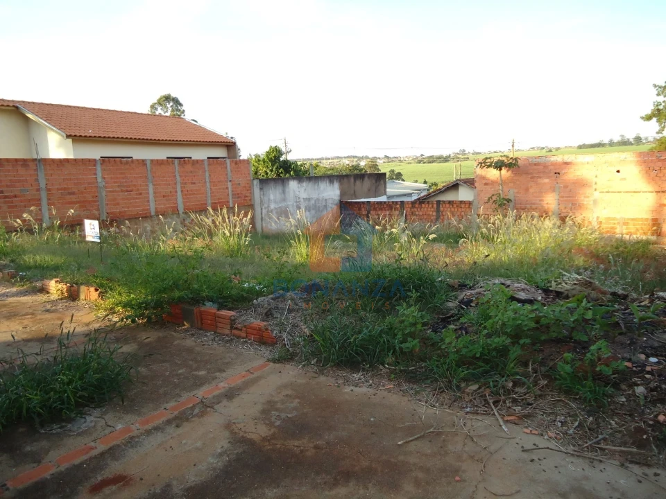 Imagens do imóveis Terreno à Venda na Chácara Saltinho em São Manuel/SP – R. Antonio Campanha