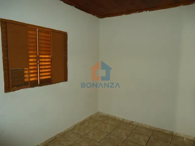 Casa na Avenida Doutor Adhemar de Barros 358 FDS