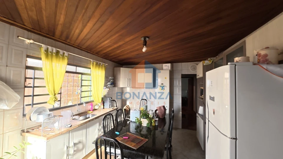 Casa à venda na Rua Cirillo Padovan, 140