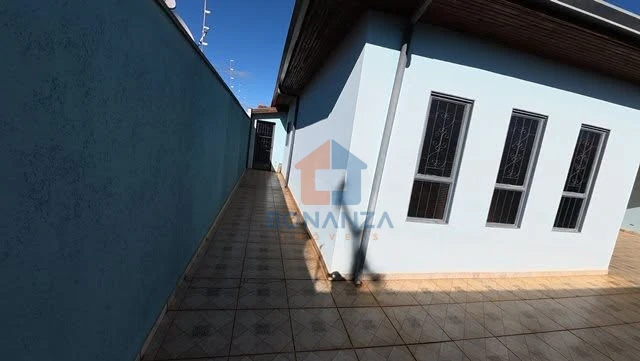 Imagens do imóveis Casa à venda no Jardim Alvorada - Rua Antônio da Mota Macedo