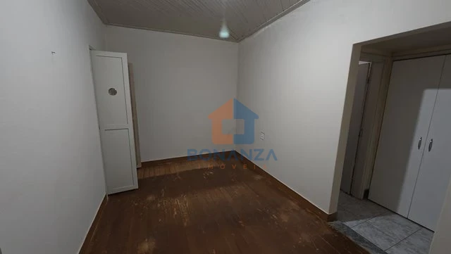 Casa na Avenida Irmãs Campos Silveira, 436