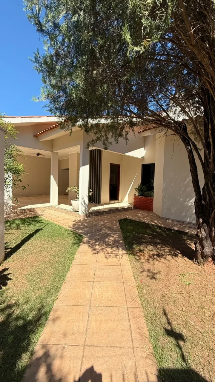 Imagens do imóveis CASA À VENDA CASA RONDONÓPOLIS