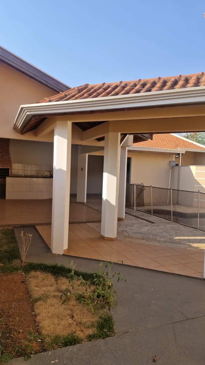 Imagens do imóveis Casa Para Alugar Parque Sagrada Família Rondonópolis
