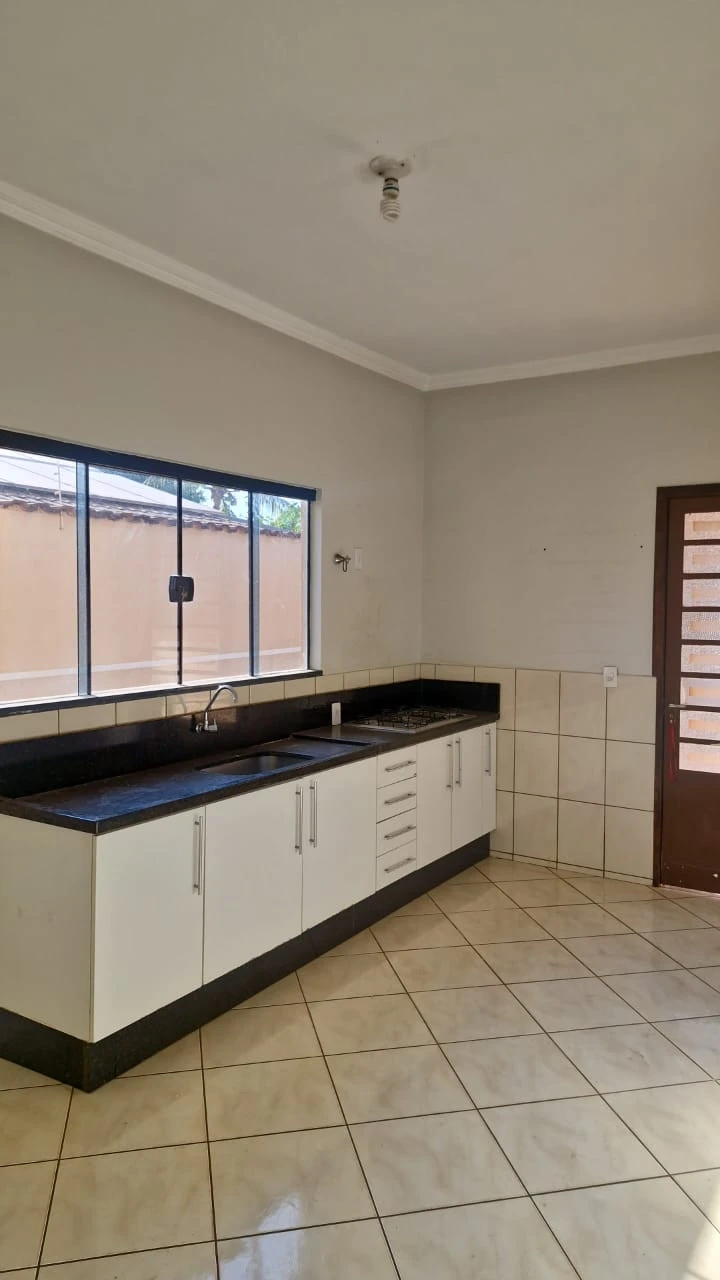 Imagens do imóveis Casa Para Alugar Parque Sagrada Família Rondonópolis