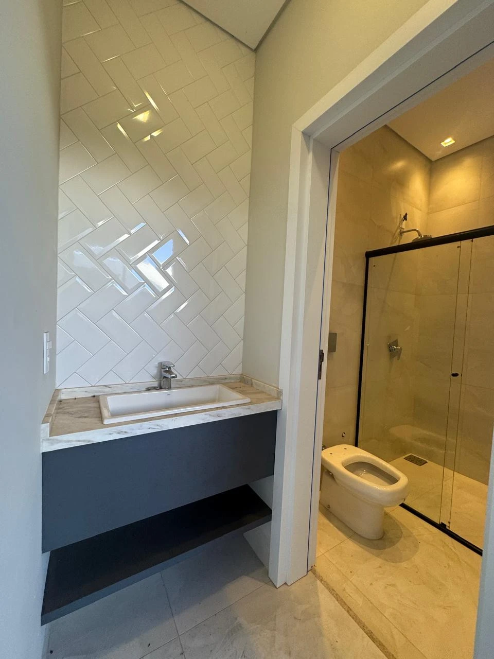 Imagens do imóveis Casa Em Condomínio Á Venda E Locação Casa Rondonópolis