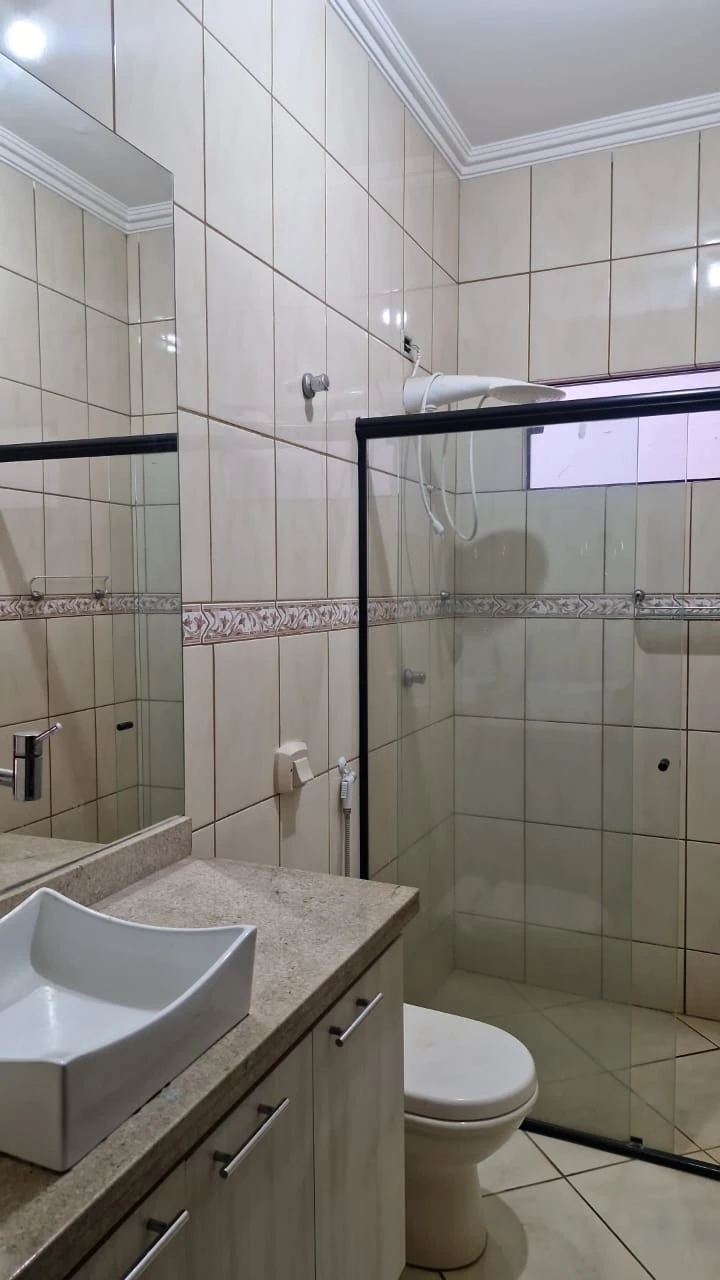 Imagens do imóveis Casa Para Alugar Parque Sagrada Família Rondonópolis