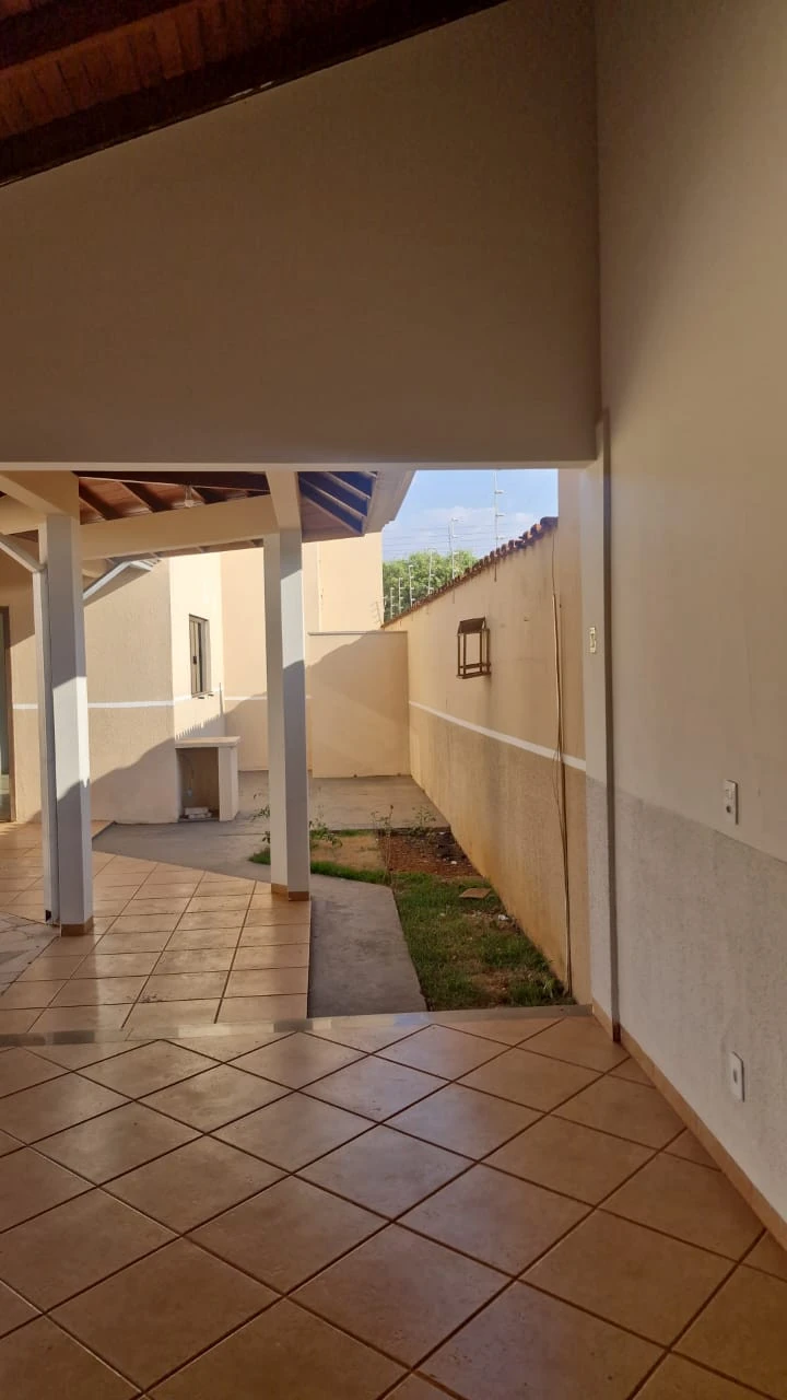 Imagens do imóveis Casa Para Alugar Parque Sagrada Família Rondonópolis