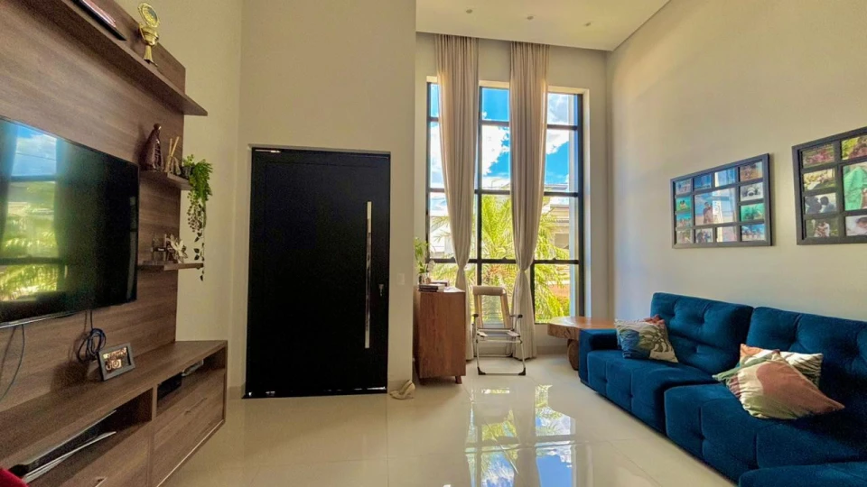 Imagens do imóveis Casa Em Condomínio Á Venda Casa Rondonópolis