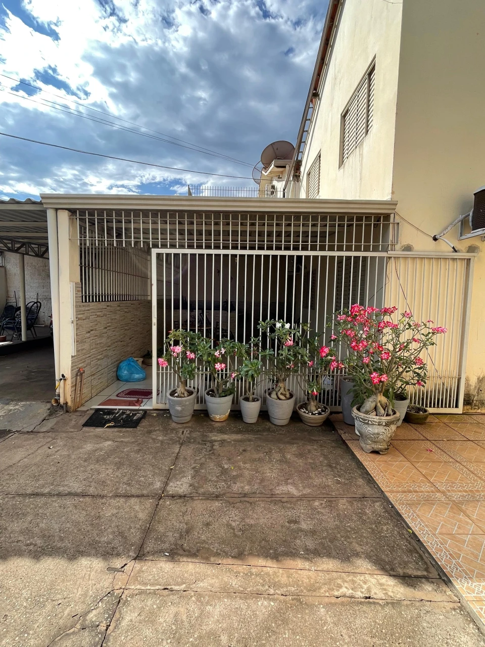 Imagens do imóveis Casa Em Condomínio Á Venda Jardim Maria Tereza Rondonópolis