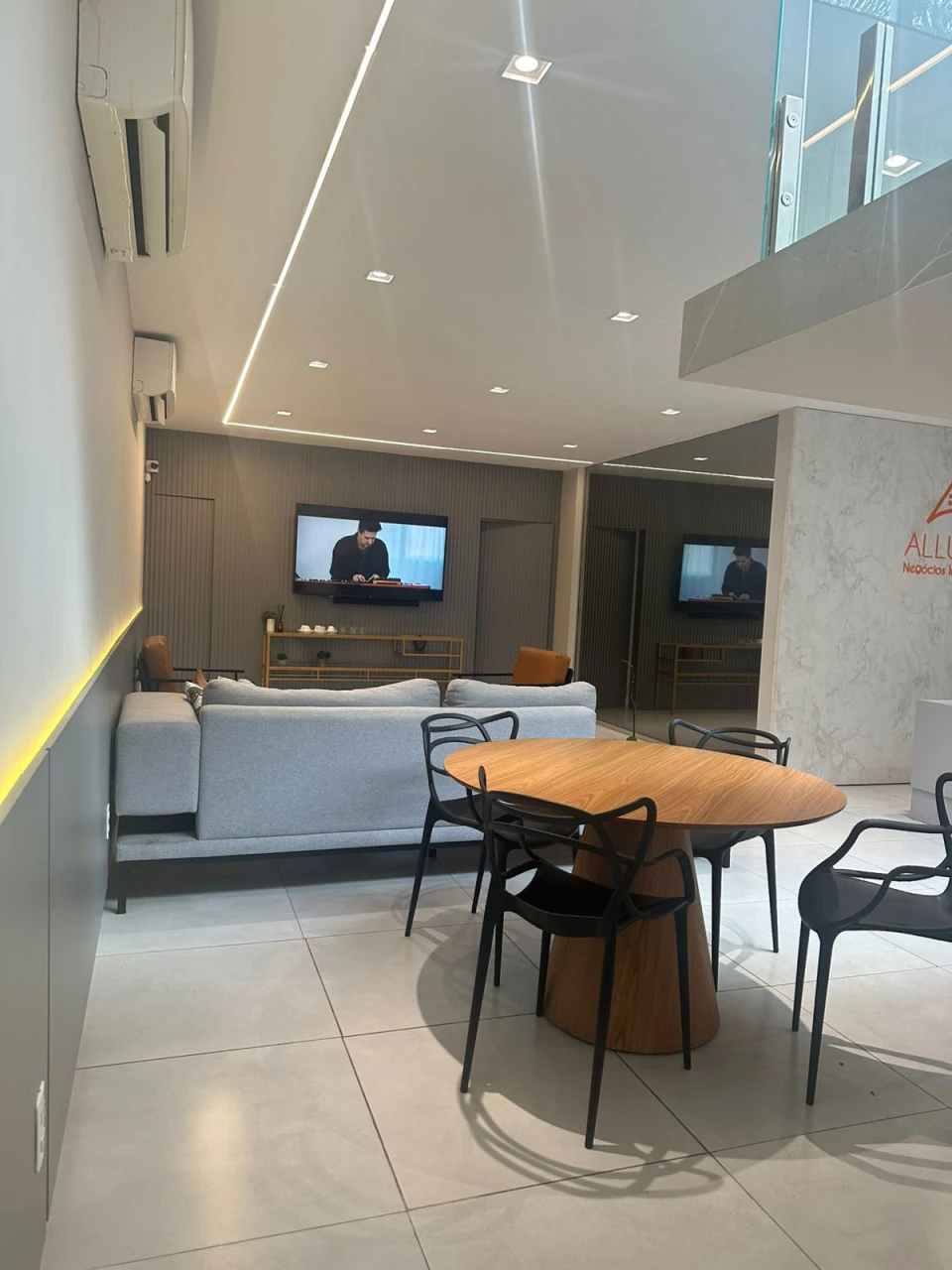 Imagens do imóveis Escritório Comercial à Locação