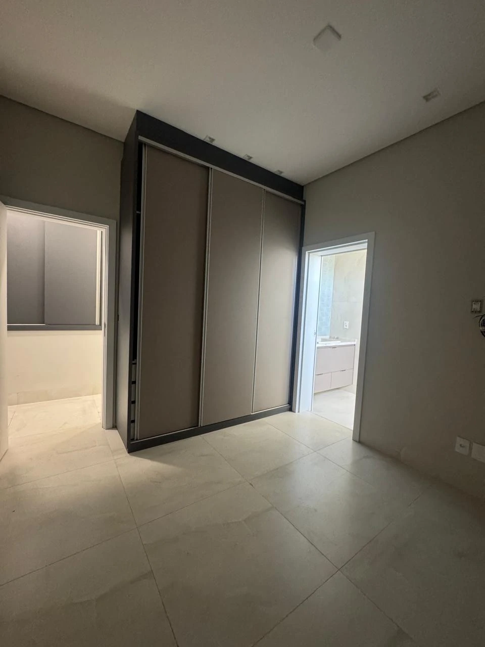 Imagens do imóveis Casa Em Condomínio Á Venda E Locação Casa Rondonópolis