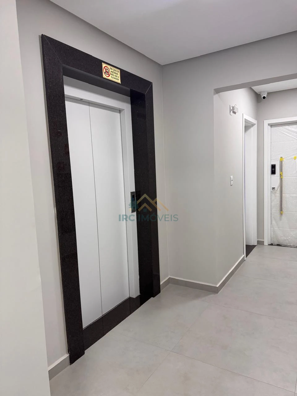 Apartamento Edifício Vincent Van Gogh - Centro