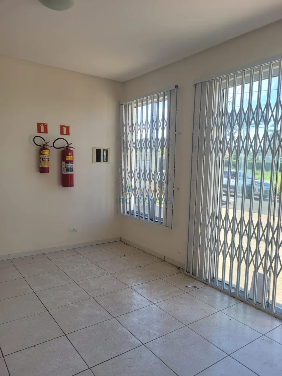 SALA COMERCIAL