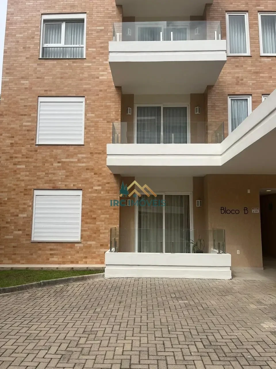Condomínio Residencial Aurora