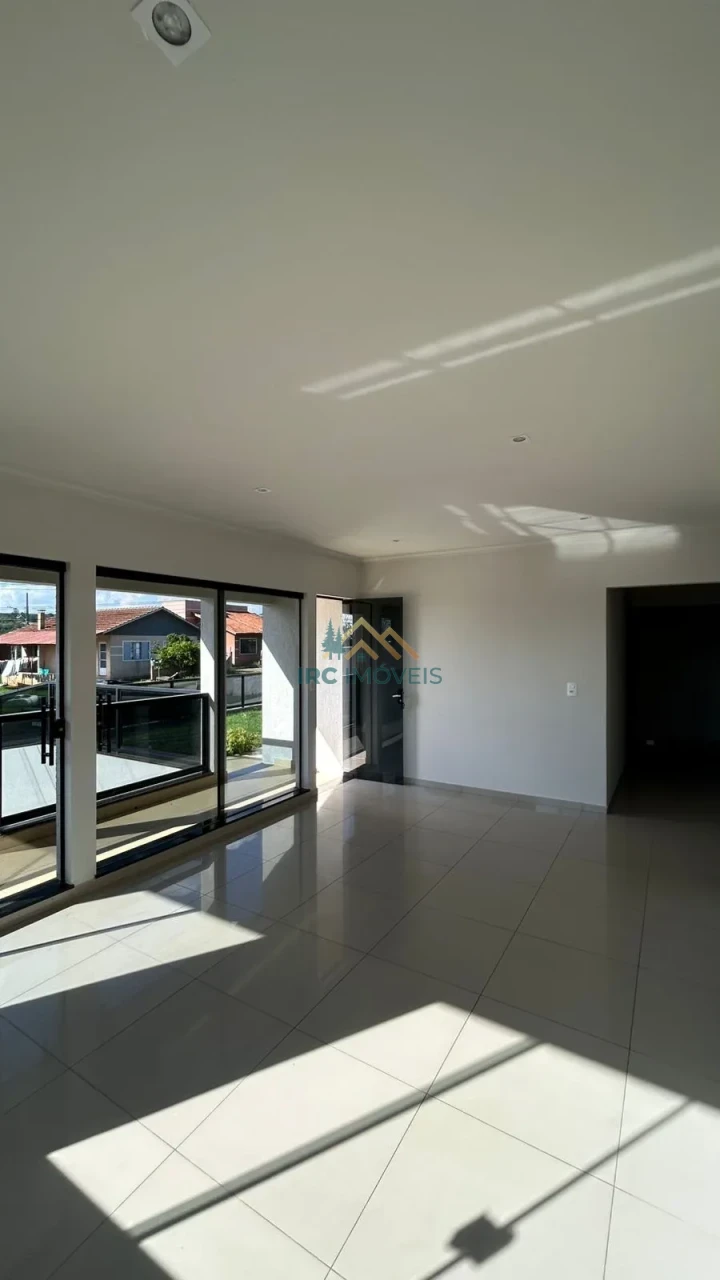 CASA - JARDIM BRASILIA