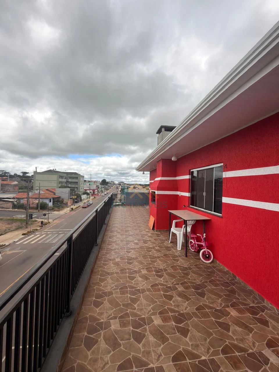 SOBRADO - AVENIDA DAS FLORES