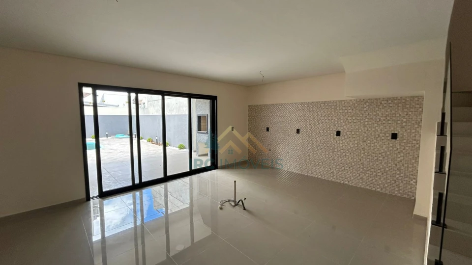 Sobrado - Centro Cívico