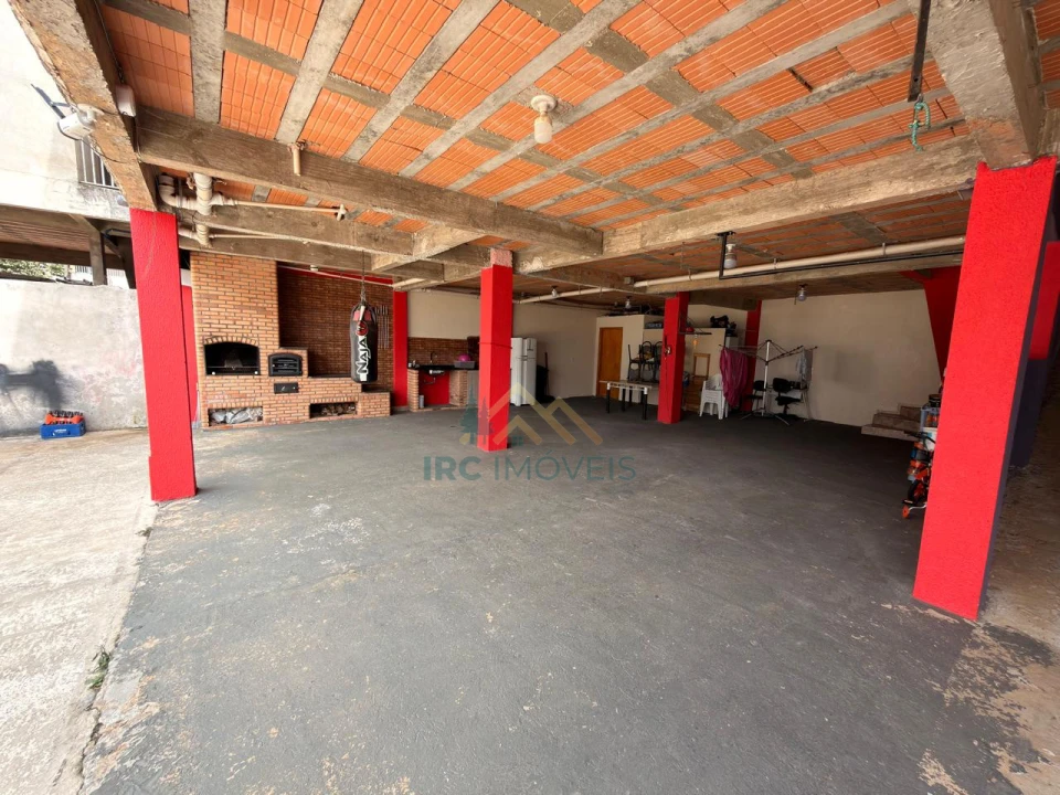 SOBRADO - AVENIDA DAS FLORES