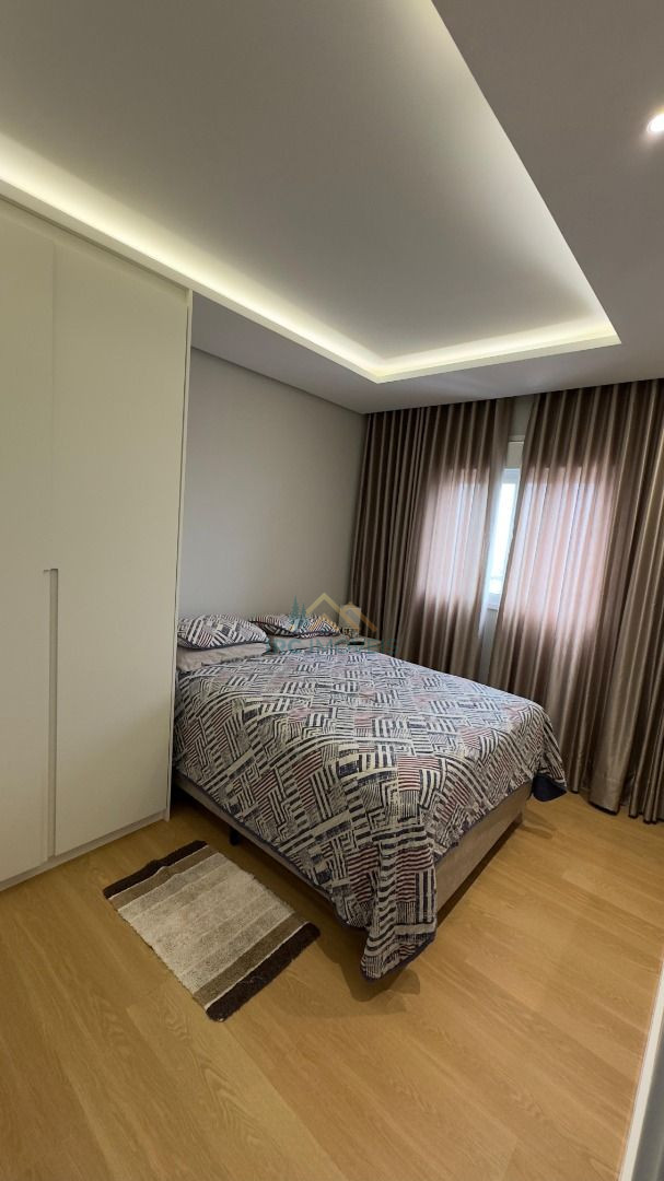 Apartamento Edifício Rembrandt - Centro