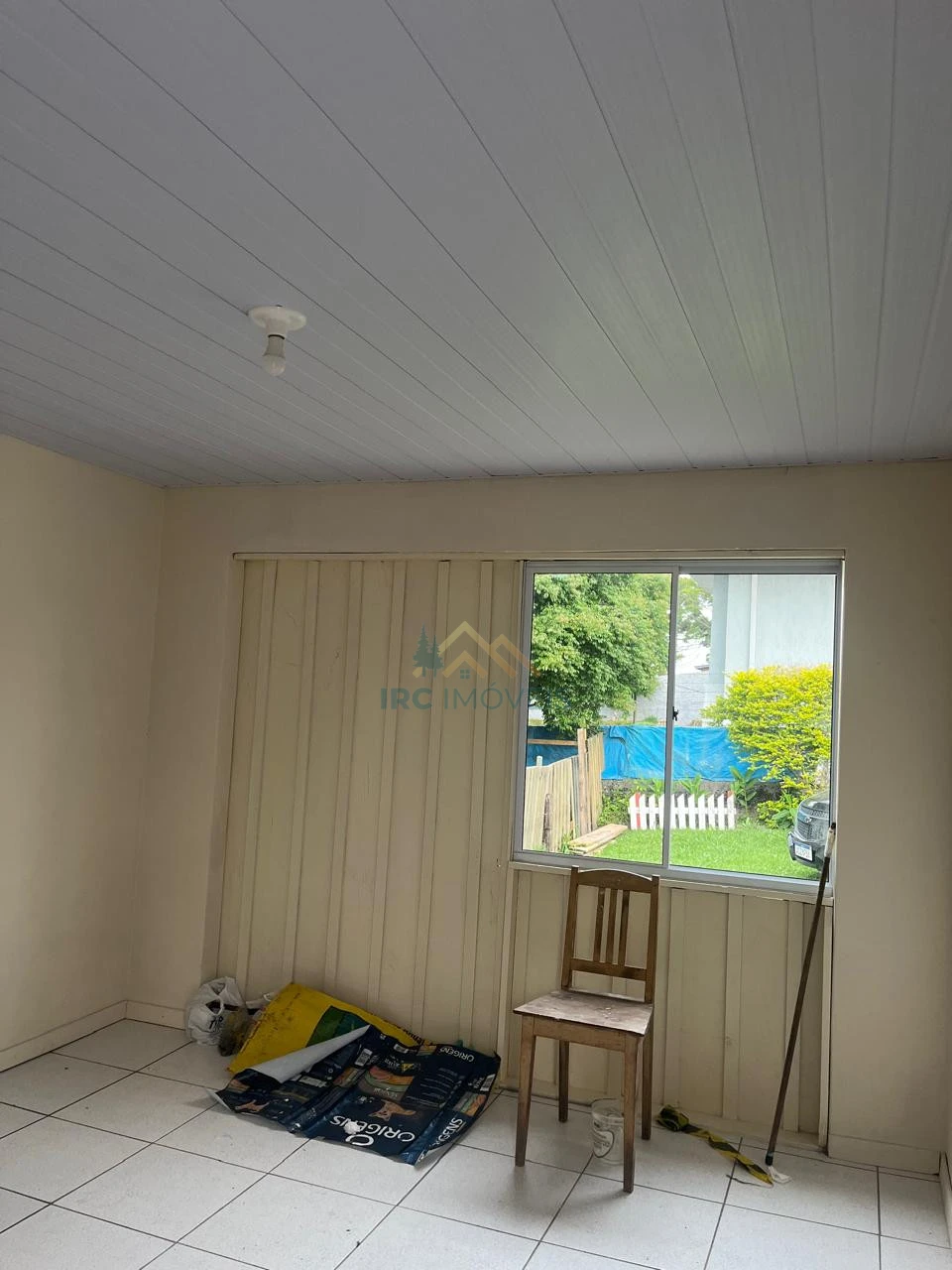 KITNET - AVENIDA DOS PIONEIROS