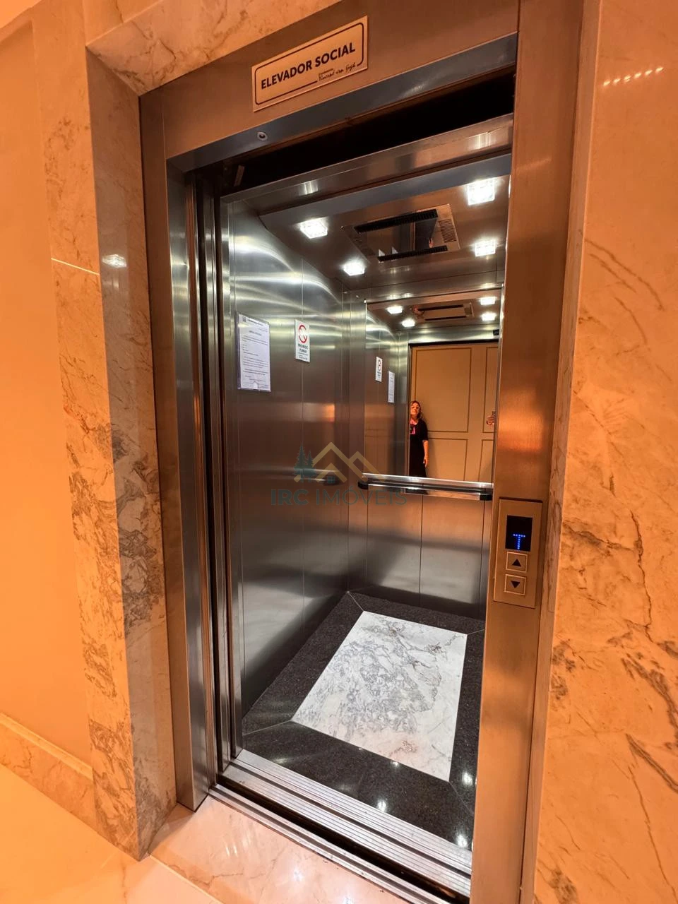 Apartamento Edifício Vincent Van Gogh - Centro