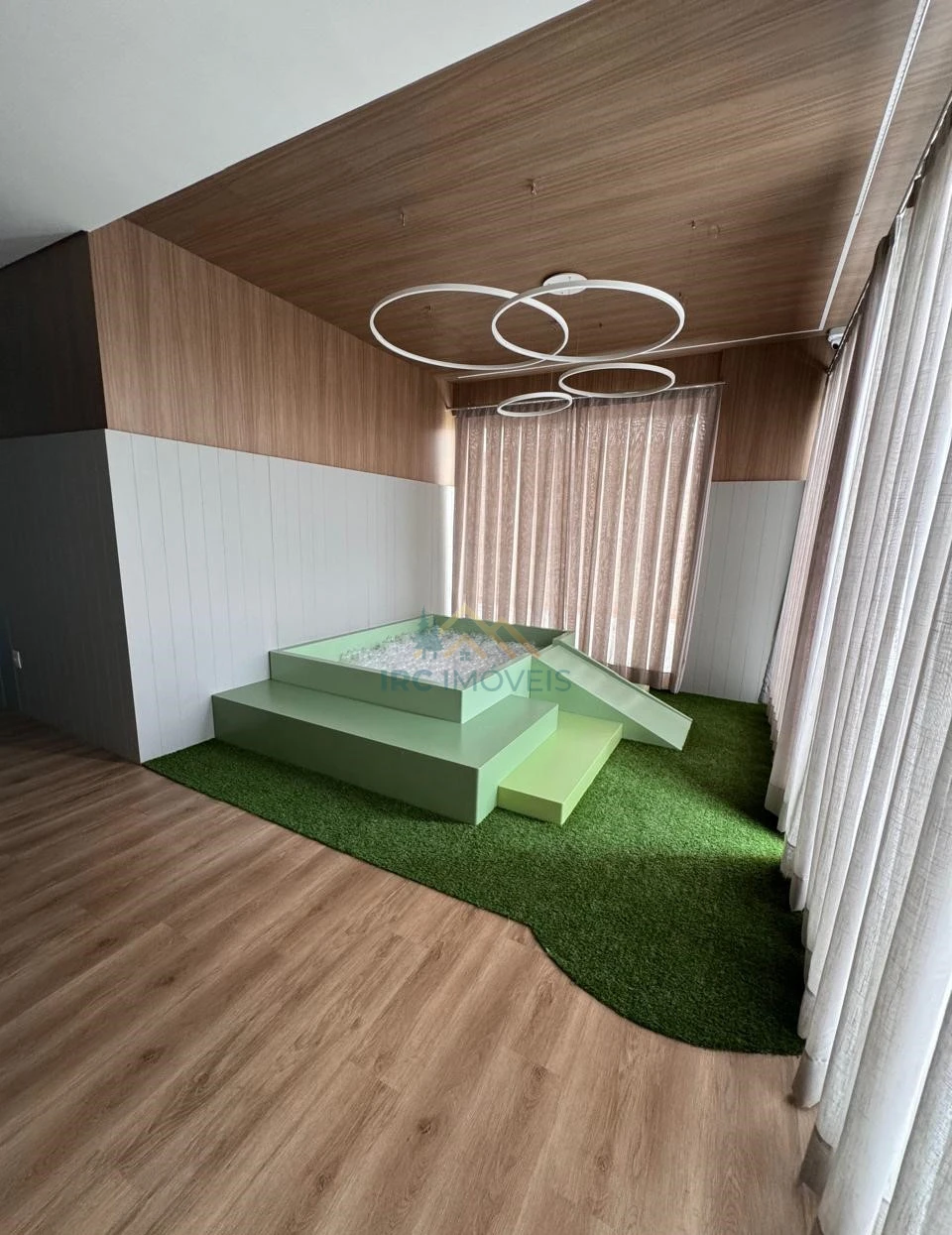 Apartamento Edifício Vincent Van Gogh - Centro