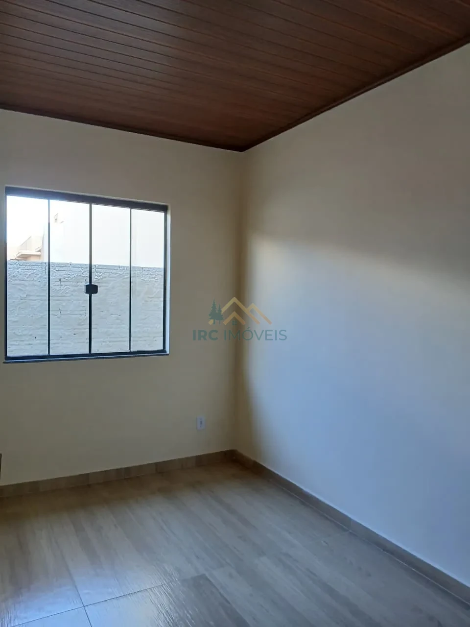 CASA - CAMPINHO PEQUENO