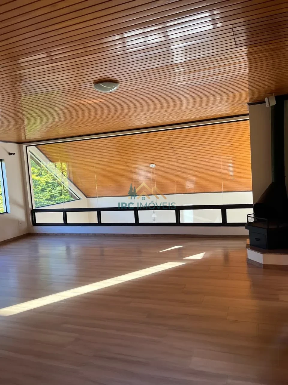 Sobrado - Colônia / Centro