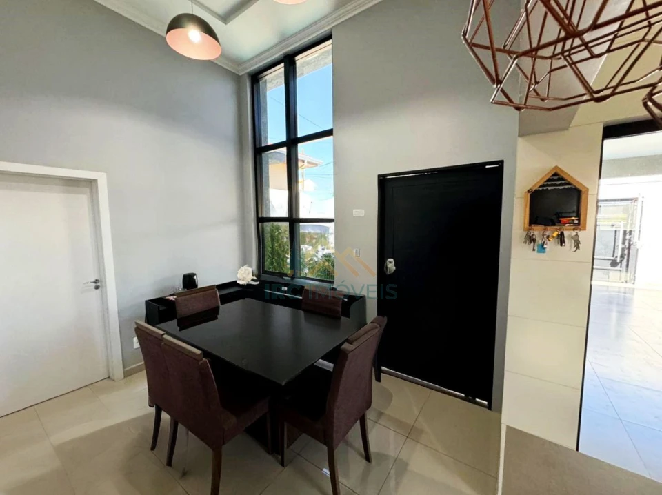 CASA - JARDIM ELDORADO