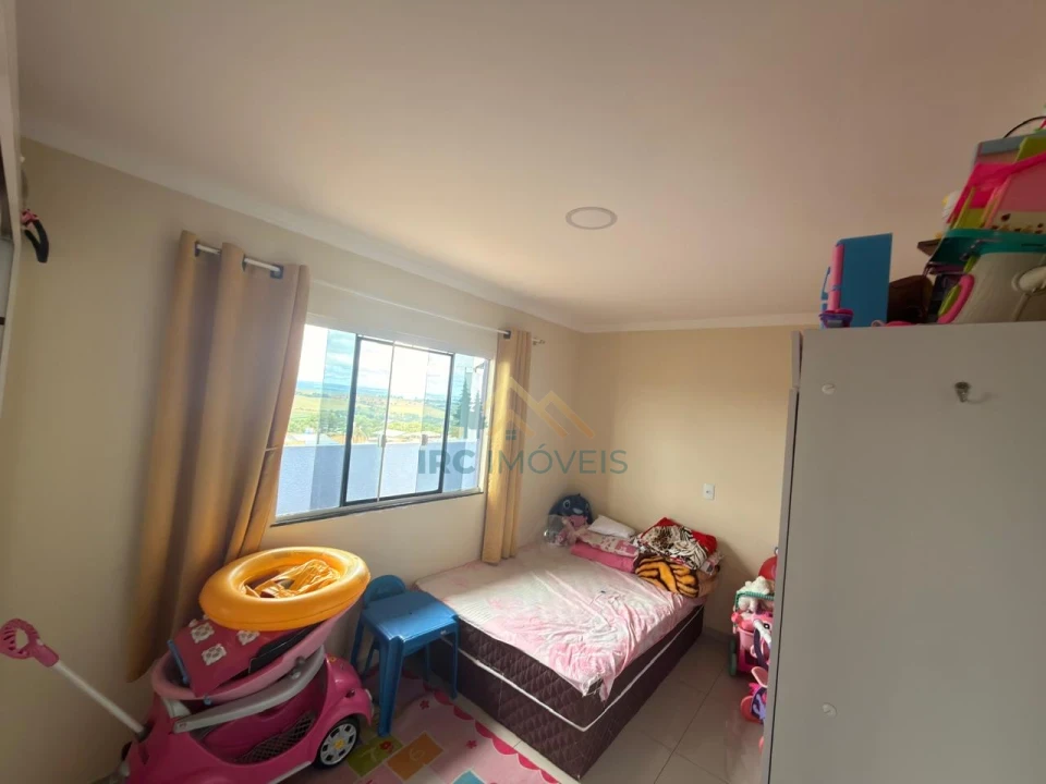 SOBRADO - AVENIDA DAS FLORES