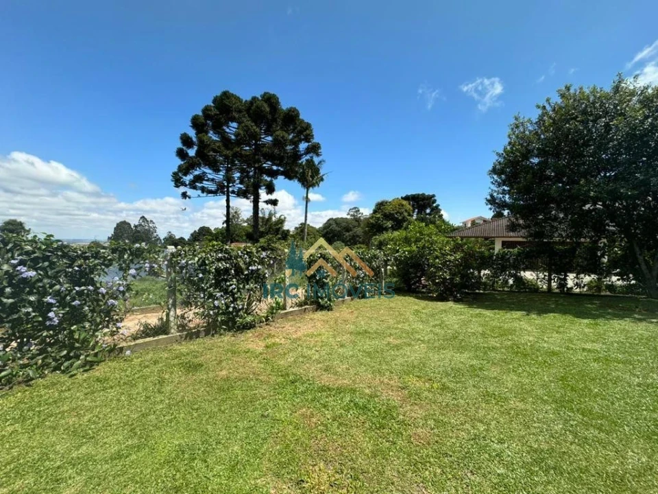 CASA - AVENIDA DOS PIONEIROS