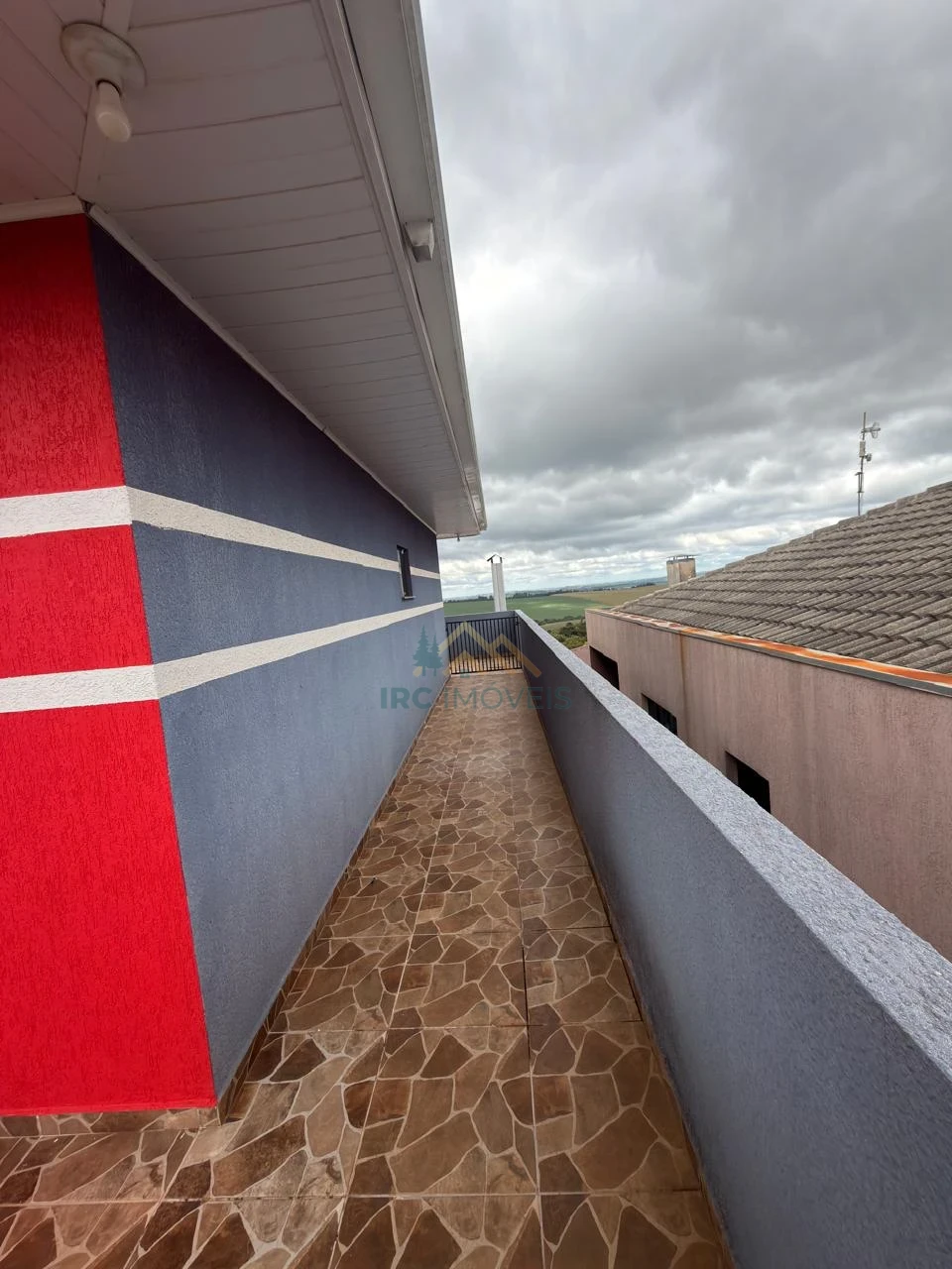 SOBRADO - AVENIDA DAS FLORES