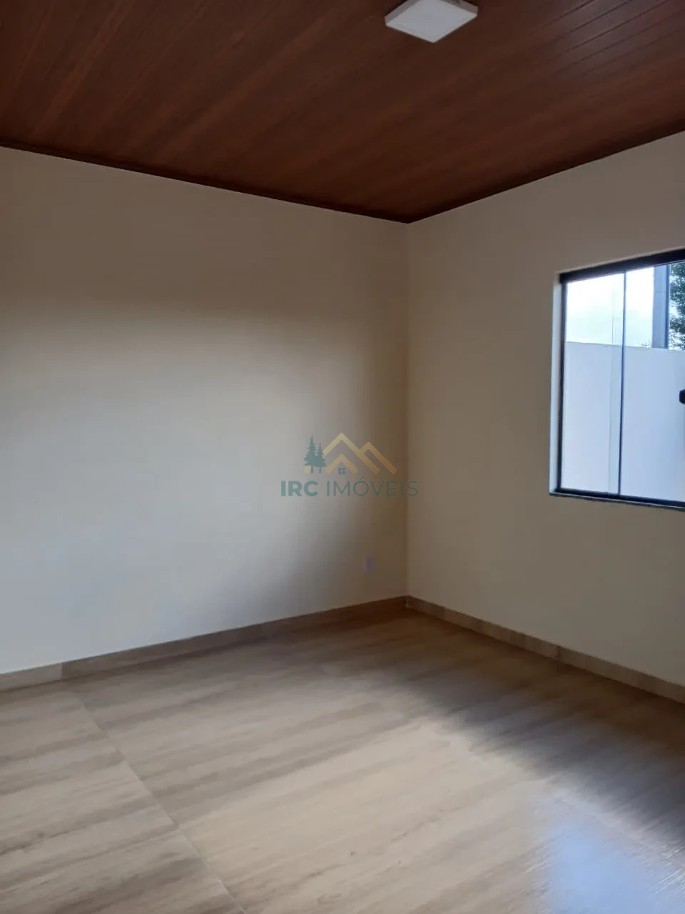 CASA - CAMPINHO PEQUENO