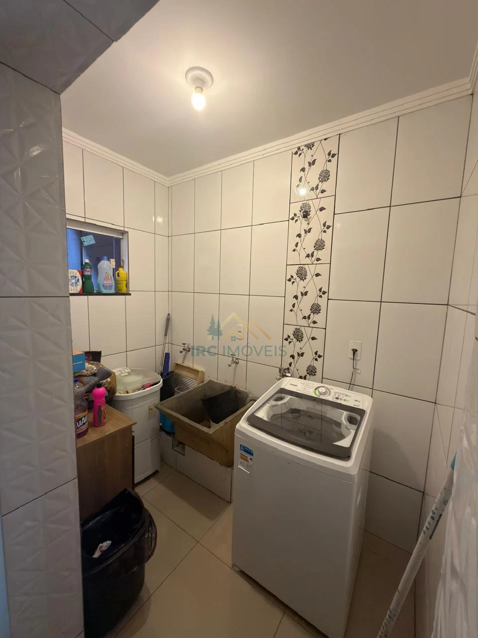 SOBRADO - AVENIDA DAS FLORES