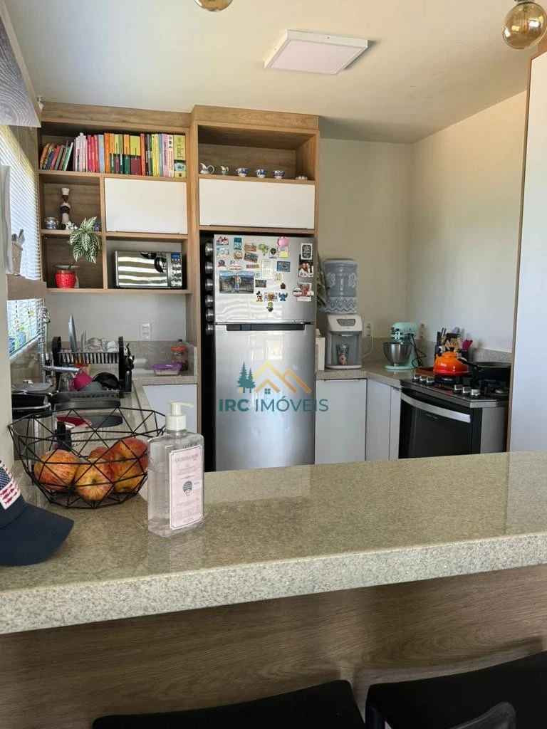 CASA - AVENIDA DOS PIONEIROS