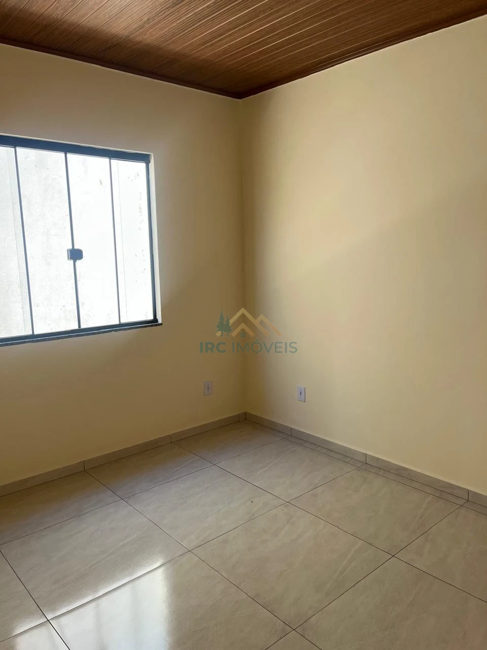 CASA - CAMPINHO PEQUENO