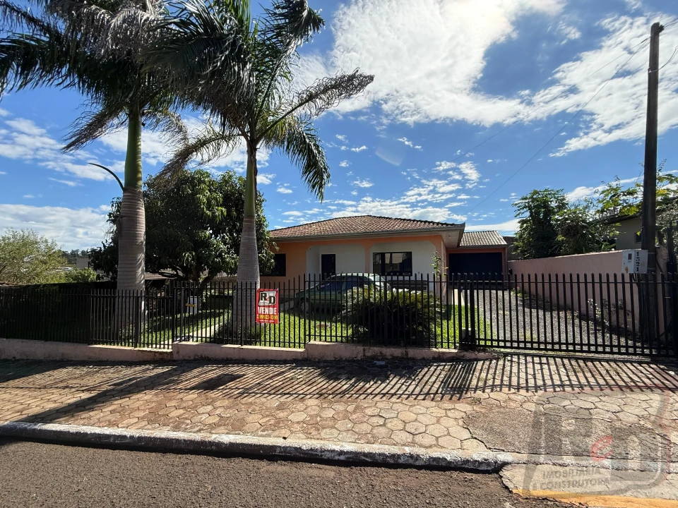 Imagens do imóveis EXCELENTE IMÓVEL À VENDA EM  NOVA LARANJEIRAS