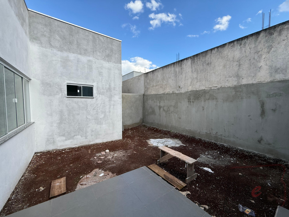 Imagens do imóveis CASA EM FASE DE ACABAMENTO A VENDA NO MARCHESE