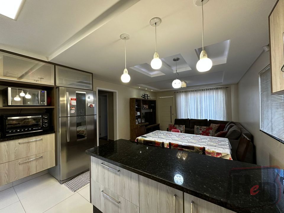 LINDO SOBRADO A VENDA NO CENTRO Imagens do imóveis LINDO SOBRADO A VENDA NO CENTRO