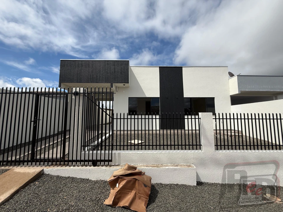 Imagens do imóveis ✨Casa nova à venda no São Francisco✨