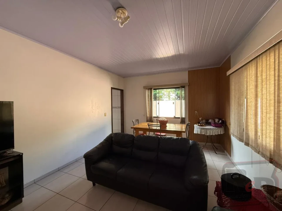 Imagens do imóveis EXCELENTE IMÓVEL À VENDA EM  NOVA LARANJEIRAS