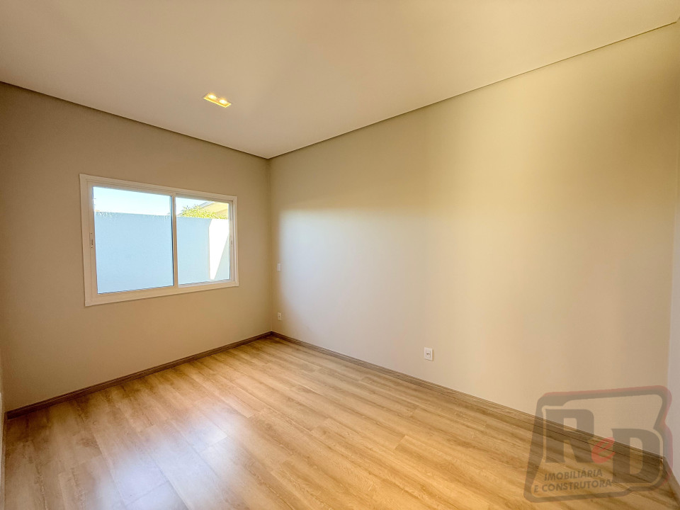 Bem vindo ao Luxo, casa nova a venda no centro! Imagens do imóveis Bem vindo ao Luxo, casa nova a venda no centro!