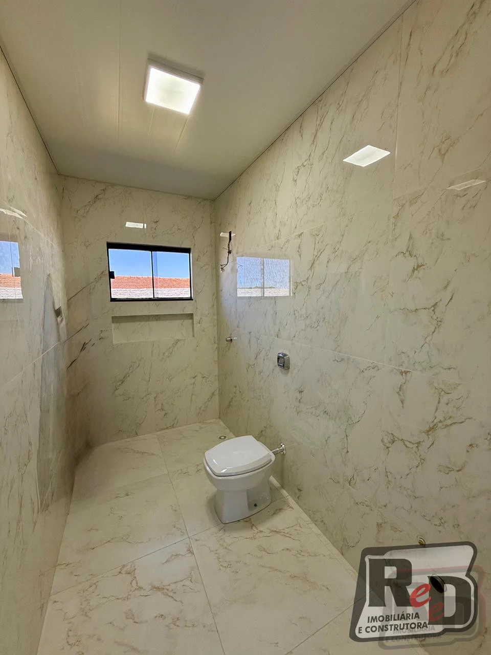 Linda casa a venda no bairro Nossa Senhora Aparecida