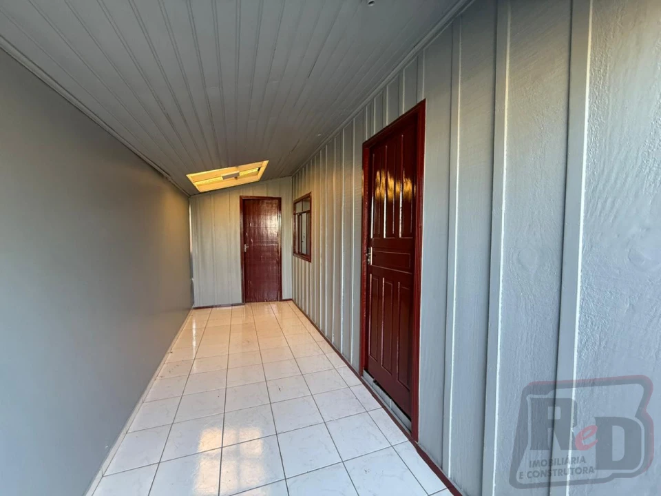 Imagens do imóveis Casa a venda  a 300 metros da rodoviária.