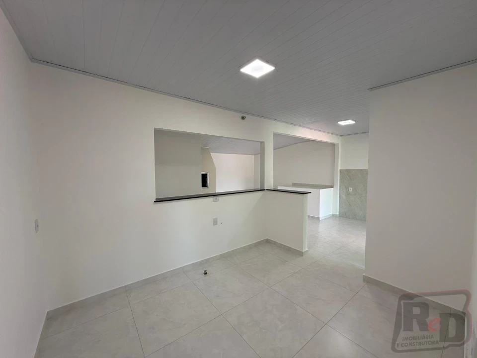 Imagens do imóveis CASA À VENDA NA RUA MARECHAL BAIRRO ÁGUA VERDE