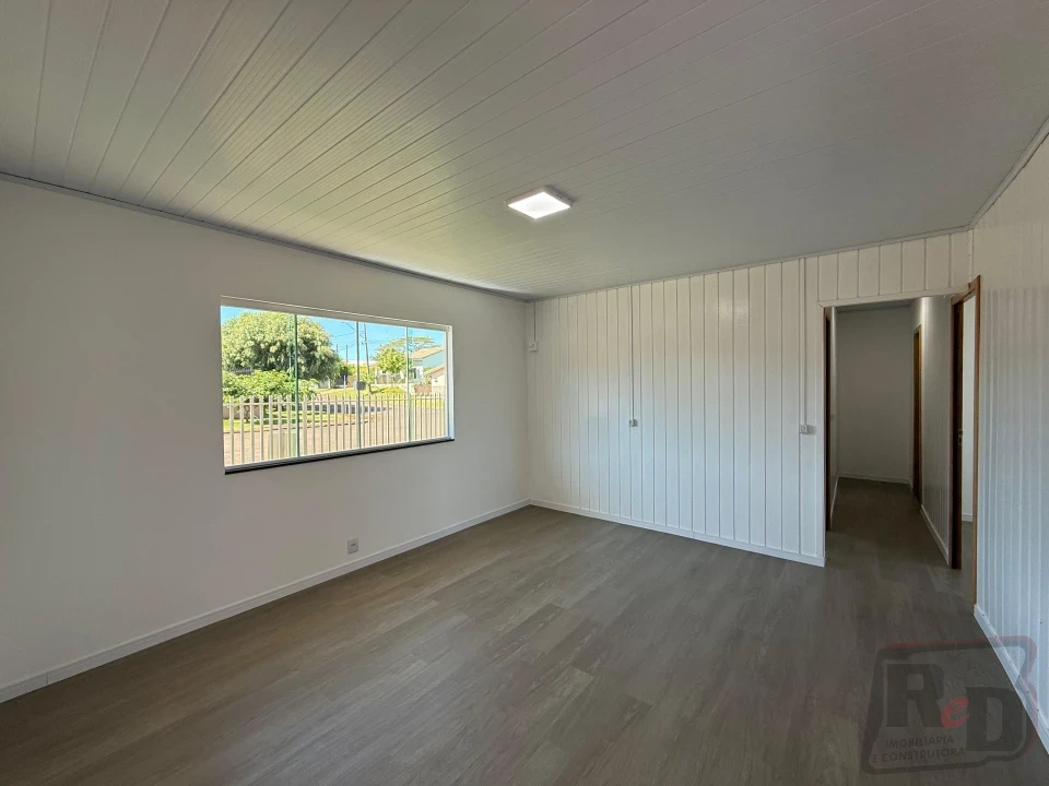 Imagens do imóveis CASA À VENDA NA RUA MARECHAL BAIRRO ÁGUA VERDE