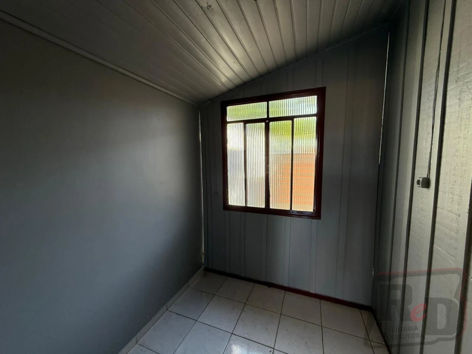 Imagens do imóveis Casa a venda  a 300 metros da rodoviária.