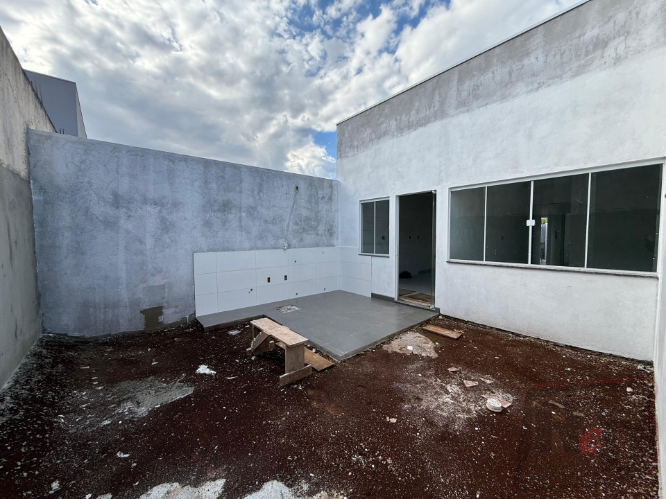 Imagens do imóveis CASA EM FASE DE ACABAMENTO A VENDA NO MARCHESE