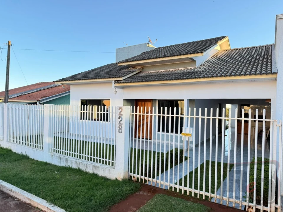 CASA A VENDA NO LOTEAMENTO MARCHESE