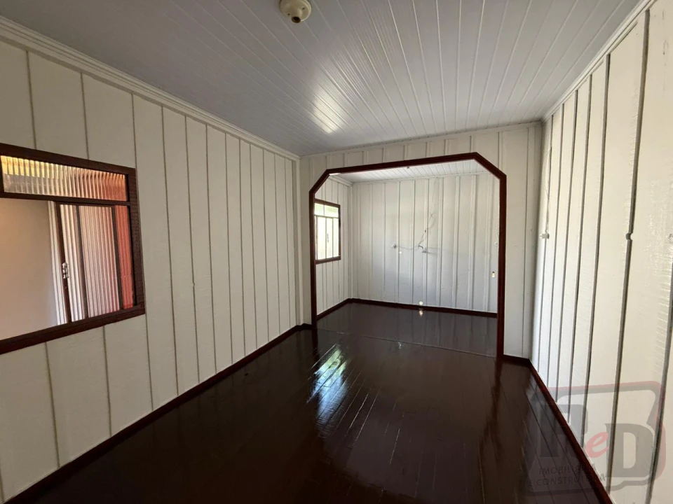 Imagens do imóveis Casa a venda  a 300 metros da rodoviária.